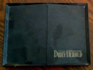 DOUBLE DECK PLAYING CARD DISPENSER HUNTINGBURG INDIANA DAILY HERALD 1960s - RARE - Picture 1 of 3