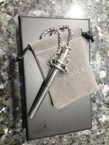 Funpick Wiesn Koks Strohhalm mit Halskette Kettenhalter Paket. Nagelneu. - Bild 1 von 8