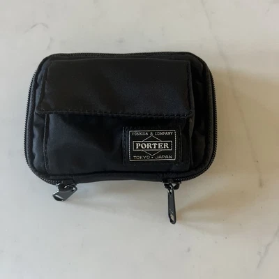 Cartera Head Porter Yoshida Co Estilo Tanker Negra Cremallera Alrededor Hecha en Japón Foto 1 de 4