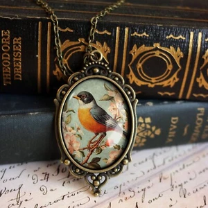 Vintage Robin Ornate Pendant Necklace - Oval - Cottage Core - Picture 1 of 7