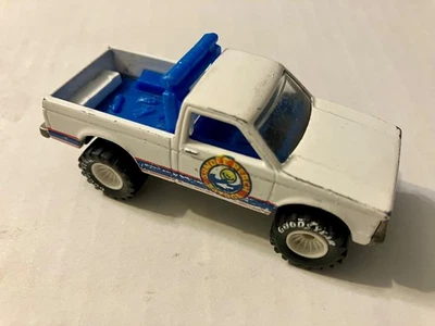 Hot Wheels 1983 Real Riders Beach Patrol Rubber Tires Lifeguard Truck White Whls - Image 1 of 4