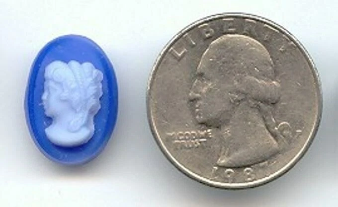 3 VINTAGE CRISTAL ZAFIRO CLARO ZAFIRO 18x13mm. CAMEOS CABEZA DAMA OVALADOS S7 Foto 1 de 1