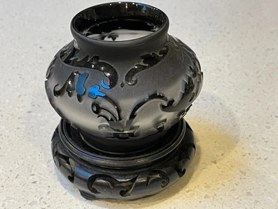 1995 Black Pilgrim Cameo Glass Bowl Signed Kelsey (Murphy) 903563 2.5"hx3"w - Image 1 of 4