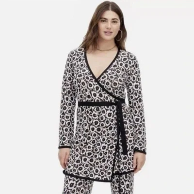 NEW Diane von Furstenberg x Target Long Sleeve Poppy Print Wrap Sweater Size XL - Image 1 of 4