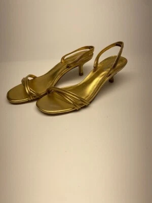 Larroudé Mujer Mini Annie Dorado Metálico Slingback Gatito Tacones Talla 6.5 Foto 1 de 4