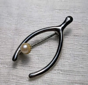 Prendedor de solapa vintage de plata esterlina 925 con perla Lucky Wishbone 1,5 g con bloqueo marcado - Imagen 1 de 4