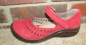 Bionica Matia Red Holiday Suede Leather Mary Jane Shoes Women’s Size 9 M - Picture 1 of 7