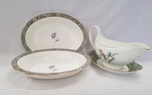 Wedgwood Humming Bird Pattern, 2 Oval Serving Dishes & Sauce Boat with Saucer - Picture 1 of 12