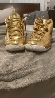 grant hill shoes size 14 - Image 1 of 3