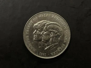 Prince of Wales & Lady Diana coin 1981 1 Crown collectors token Great Britain - Picture 1 of 2