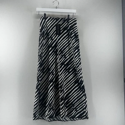 New Look Skirt Womens 8 Black White Zebra Print Long Stretch Pullover Casual - Image 1 of 4