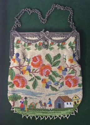 Antiguo Monedero Victoriano Micro Cuentas Intrincado Plateado Marco Floral Escénico  Foto 1 de 4