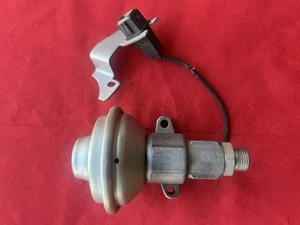 OEM AGR-Ventil 037131503 VW GOLF III CABRIOLET (1E7) 2.0 - Picture 1 of 4