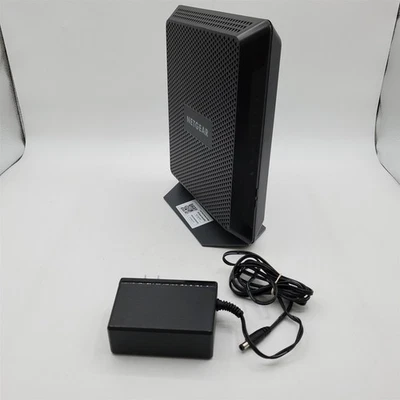 NETGEAR Nighthawk DOCSIS 3.0 Cable Modem Router (C7000-1AZNAS) - Image 1 of 3