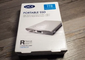 LaCie 1TB Portable USB 3.2 Gen 2 Type-C External SSD - Imagen 1 de 4