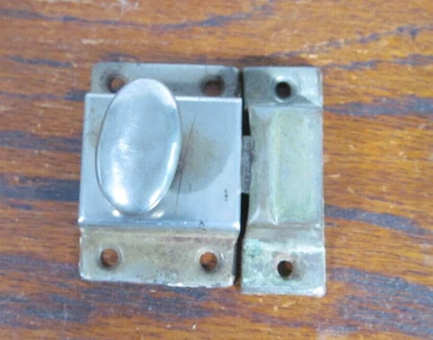 Vtg Hoosier Medicine Cabinet Cupboard Door Turn Latch and CATCH Nickel Finish Cover