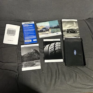 2020 FORD ESCAPE Factory Owners Manual Set & Case OEM Free Shipping - Bild 1 von 2