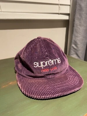 Chapéu de veludo com estampa de waffle Supreme  - Imagem 1 de 4