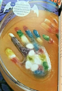 Pillsbury HALLOWEEN Recipe Book 2007 GOULISH ICE MOLD PUNCH ~BREADS~TREATS EXC - Picture 1 of 10