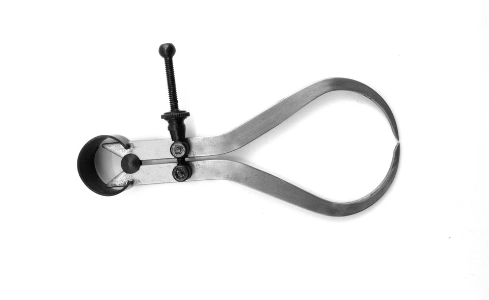 Outside Spring Caliper, 4"- Spring Loaded, Hardened, Measuring Tool - Image 1 of 1