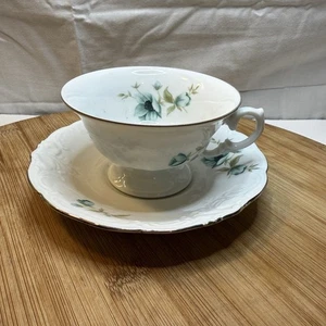 Taza de té/platillo Walbrzych Polonia vintage de porcelana fina borde dorado floral - Imagen 1 de 5