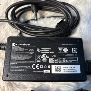Genuine Toshiba Dynabook Laptop Charger AC Power Adapter PA5367U-1ACA 19V 65W - Picture 1 of 5
