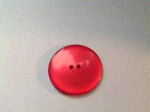 10 NEW 1 1/2 INCH PEARL FINISH ATOM RED BUTTONS - Picture 1 of 2