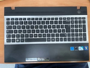 SAMSUNG NP300V5A NP305V5A NP300V5C PALMREST TOUCHPAD BA75-03246C BA75-03318A G04 - Afbeelding 1 van 2