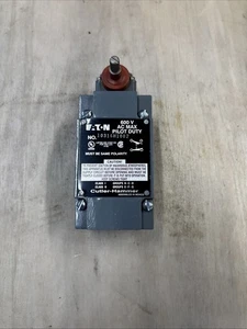 Eaton CUTLER HAMMER 10316H1002 Heavy Duty Hazardous Switch 600v BRAND NEW - Picture 1 of 4