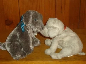 Menge 2 süße Plüsch Ty Beanie Baby Hunde Frisbee Tricks - Bild 1 von 8