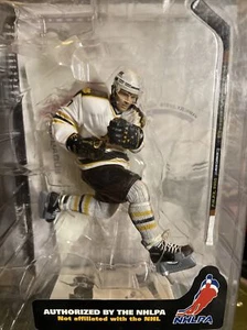 Ray Bourque NHLPA 2000 McFarlane Sports Picks Series 1 Hockey Action Figure - Picture 1 of 11