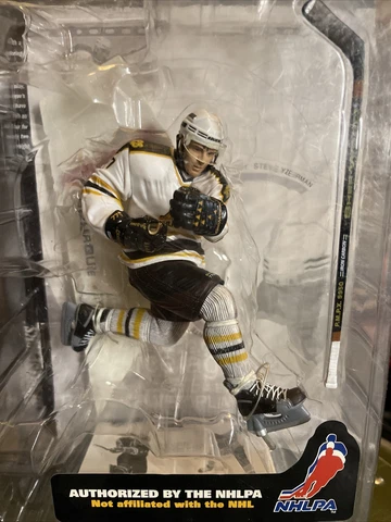 Ray Bourque NHLPA 2000 McFarlane Sports Picks Series 1 Hockey Action Figure Cover