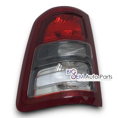 Ram 1500 2019-2024 lámpara trasera lateral del conductor luz incandescente 68261577AE fabricante de equipos originales Foto 1 de 4