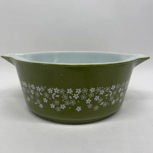 Vintage Pyrex Spring Blossom 2.5L Casserole Dish olive green flowers No Lid - Picture 1 of 5