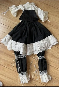 Ca. 17” BJD Outfit schwarz-weiß 10” plus Taille wirklich süß Outfit  - Bild 1 von 1