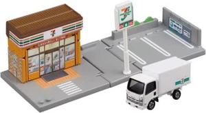 TAKARA TOMY "Tomica Tomica Town 7-Eleven (with Tomica)" Mini car car toy 3 - Picture 1 of 7