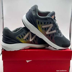 New Balance FuelCore Urge Running Shoes - Size 6 - Gray/Yellow/Red - Picture 1 of 7