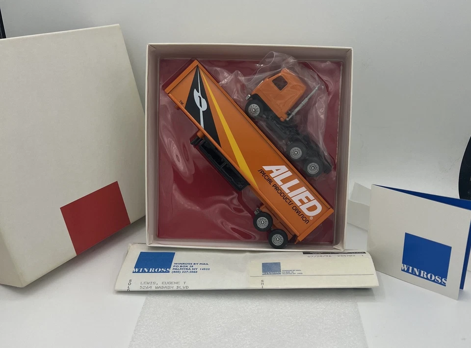 Winross 1:64 Diecast Allied Van Lines Freight Truck Made in USA Vintage Model - Image 1 of 4