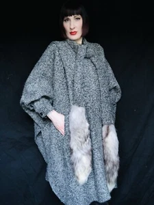 Vintage 1980s 80s Grey Black White Wool Swing Trapeze Coat Fox Fur Tail Trim OS - Picture 1 of 11