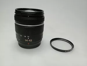 Panasonic Lumix G Vario 14-42 mm F/3.5-5.6 - Picture 1 of 2