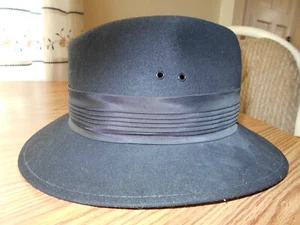 MEN'S 100% WOOL FEDORA NEW **BLACK** BY CHIA NEW PRICE - Picture 1 of 4