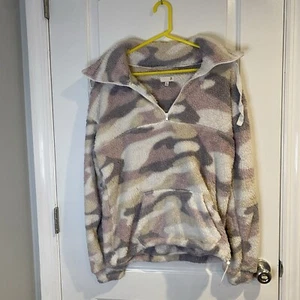 Camouflage Fleece Sweater - Picture 1 of 8