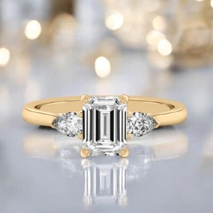 Anillo de boda corte esmeralda IGI 1,40 quilates certificado diamante cultivado en laboratorio oro amarillo de 14 k - Imagen 1 de 13