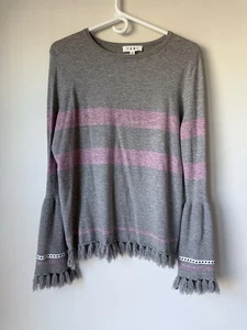 THML Anthropologie maglione donna grigio medio rosa frange righe boho - Foto 1 di 8
