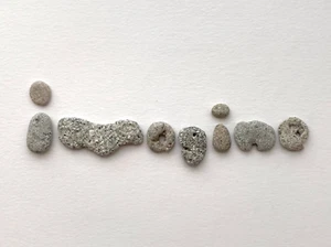 Natürliche Buchstabenform IMAGINE Felsen Strand Kiesel Schild Wort Steine Kunst/Handwerk Hag - Bild 1 von 10