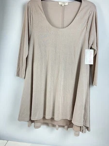 Umgee Blouse Women Size Small Beige Pullover Tunic Office wear Classic Top - Picture 1 of 6