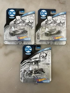 Hot Wheels DC Sketch Series Cars Batman & Catwoman - Picture 1 of 3