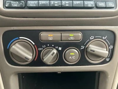 2001 2002 Toyota Corolla HVAC Heater A/C Climate Control Module Unit 55900-02070 - Image 1 of 4