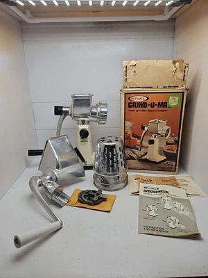 Vintage Used Rival 303 / 390 Grind-O-Mat Grinder/ Kitcheneer Food Chopper Blades - Image 1 of 4