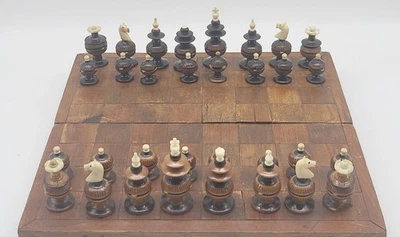 Vintage wood and bone chess set in folding wood carry board - Image 1 of 4